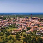 Amazing In Galižana