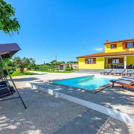 Amazing In Feriehus *