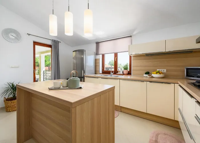 Vakantiehuis Amazing In Galižana