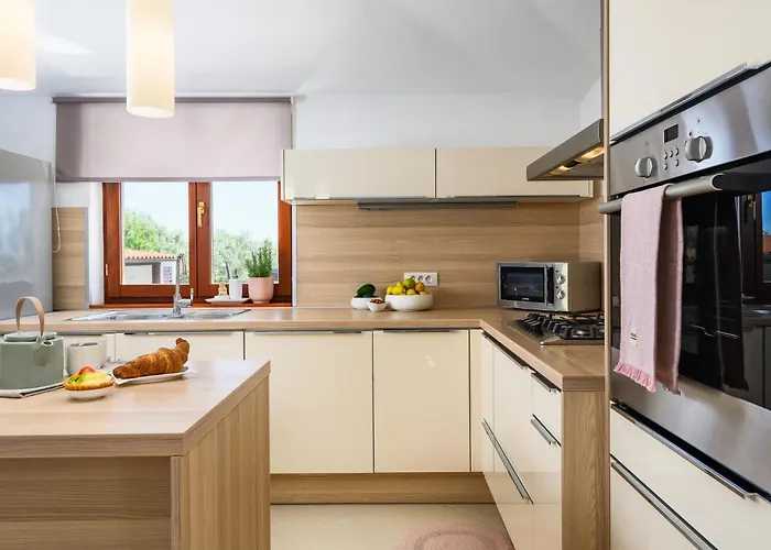 Vakantiehuis Amazing In Galižana