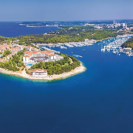 Semesterbostad Amazing In Galižana