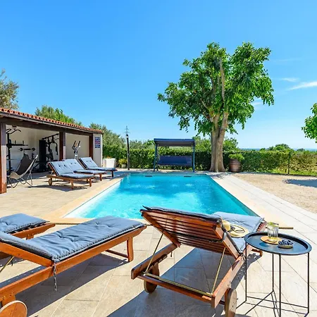 Cozy In With Outdoor Swimming Pool Holiday home Galizana