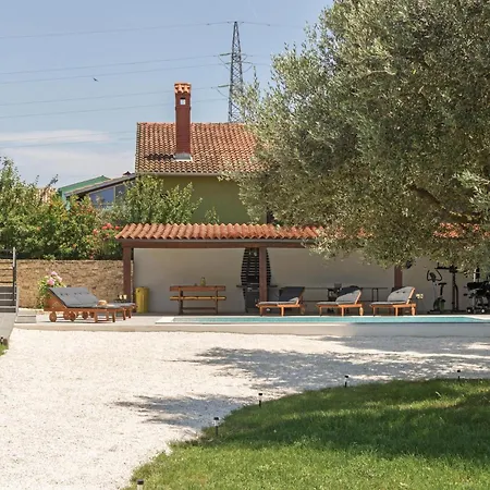 Holiday home Gorgeous In
